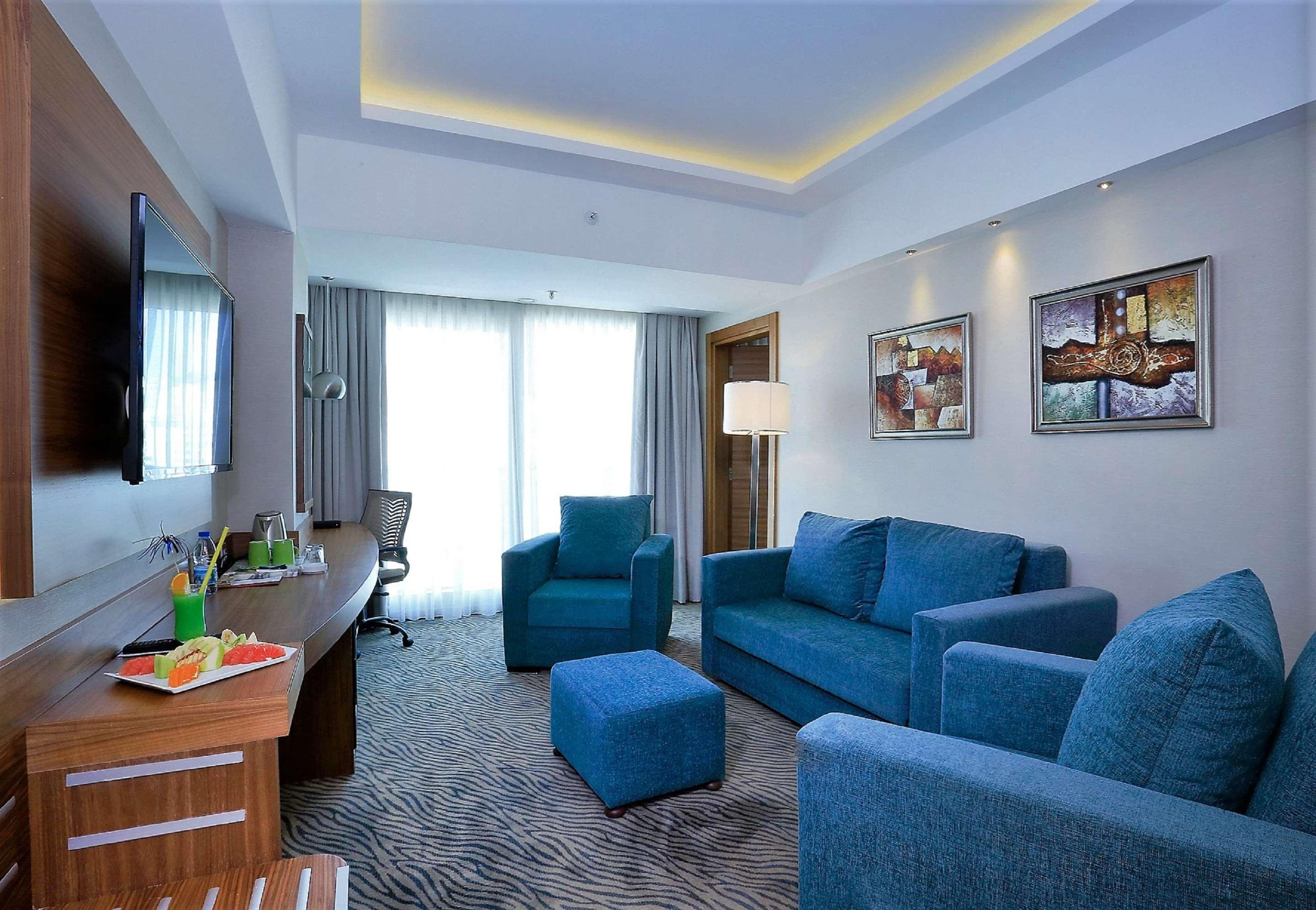 Best Western Premier Karsiyaka Convention & Spa Hotel İzmir Eksteriør bilde