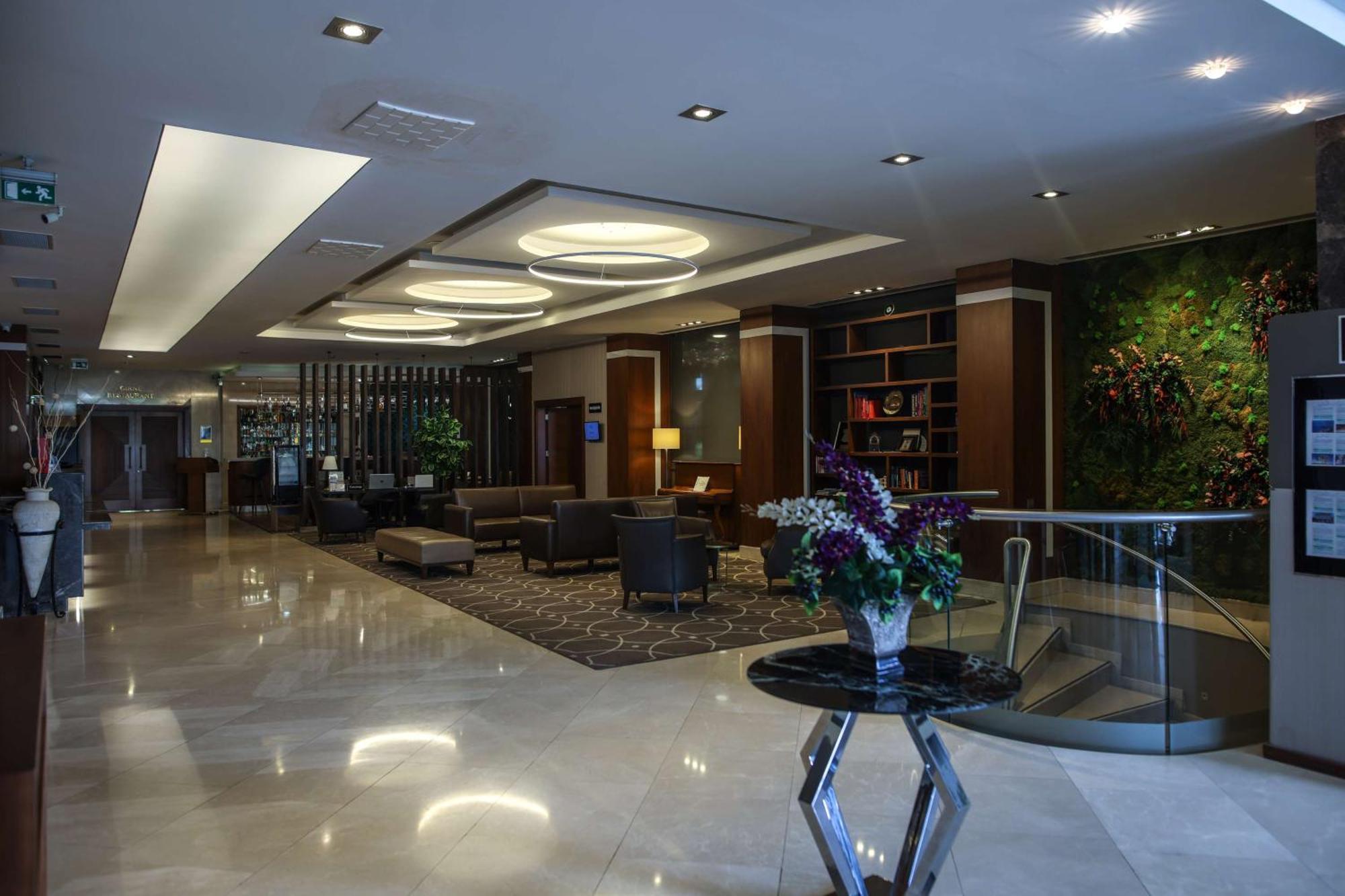 Best Western Premier Karsiyaka Convention & Spa Hotel İzmir Eksteriør bilde