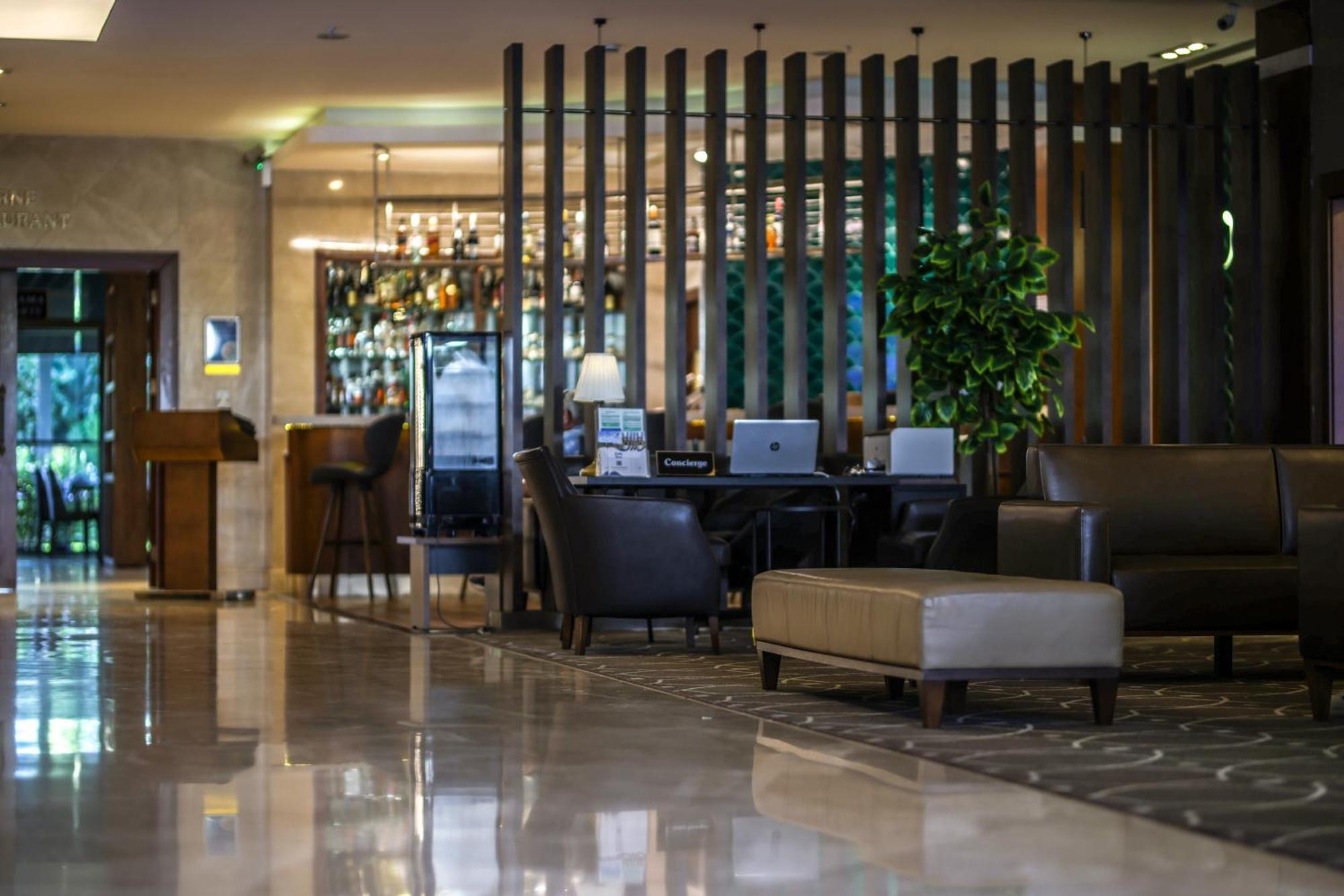 Best Western Premier Karsiyaka Convention & Spa Hotel İzmir Eksteriør bilde